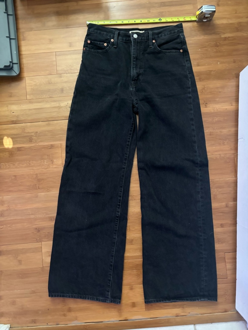 Levi’s ribcage high rise wide leg black jeans size 29